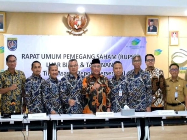 Perseroda Tirta Asasta menyelenggarakan RUPS tahunan luar biasa dengan agenda pengangkatan kembali dewan komisaris periode 2023-2027./DOK Perseroda Tirta Asasta Depok.
